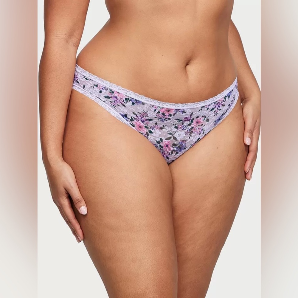 NWT Victoria’s Secret The Lacie Lace Bikini Panty Lucky Lilac Lillies Size Small